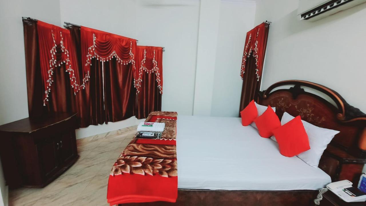 Hotel Holiday Inn Paradise Chandīgarh Exterior foto
